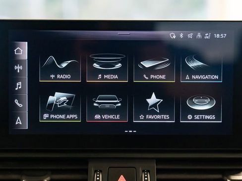 Used 2023 Audi Q5 2.0T Premium image 13