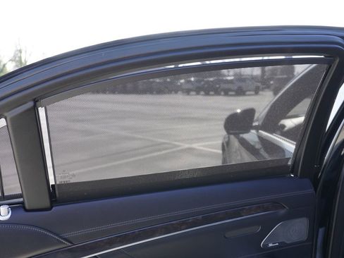 Used 2019 Mercedes-Benz S 450 Sedan w/ Premium Package image 17