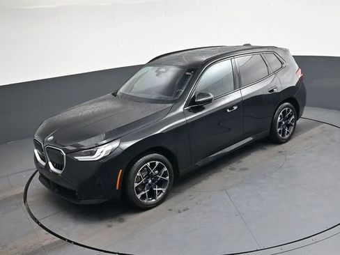 Used 2025 BMW X3 xDrive30i w/ Premium Package image 27