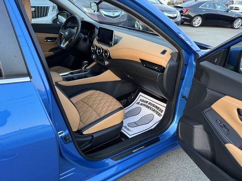 Used 2021 Nissan Sentra SV w/ SV Premium Package FWD image 13
