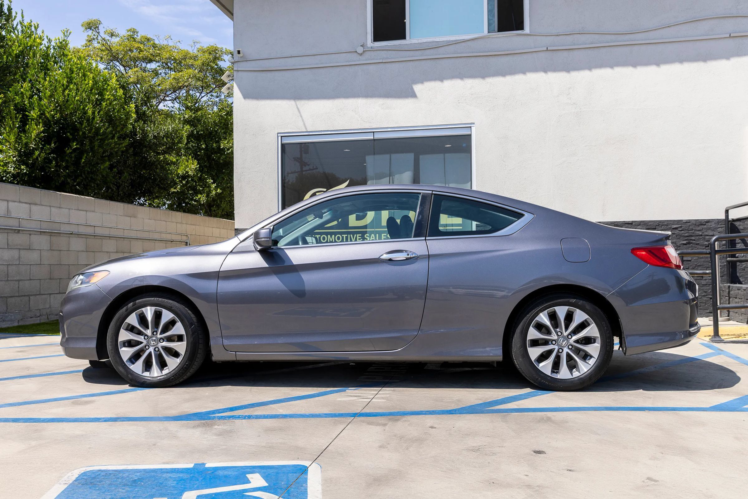 Used 2014 Honda Accord EX-L image 9