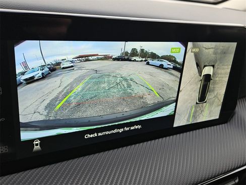 New 2026 Nissan Kicks SR image 21