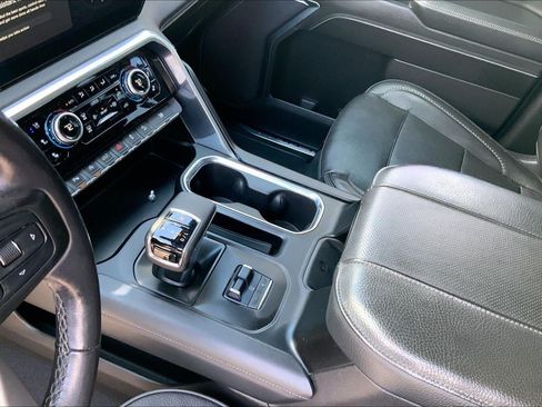 Used 2023 GMC Sierra 1500 Denali w/ Technology Package AWD/4WD image 16