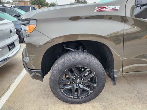 Used 2023 Chevrolet Silverado 1500 Custom Trail Boss image 7