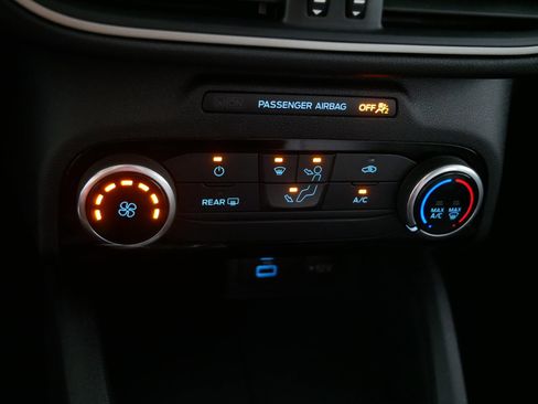 Used 2022 Ford Escape SE FWD image 23