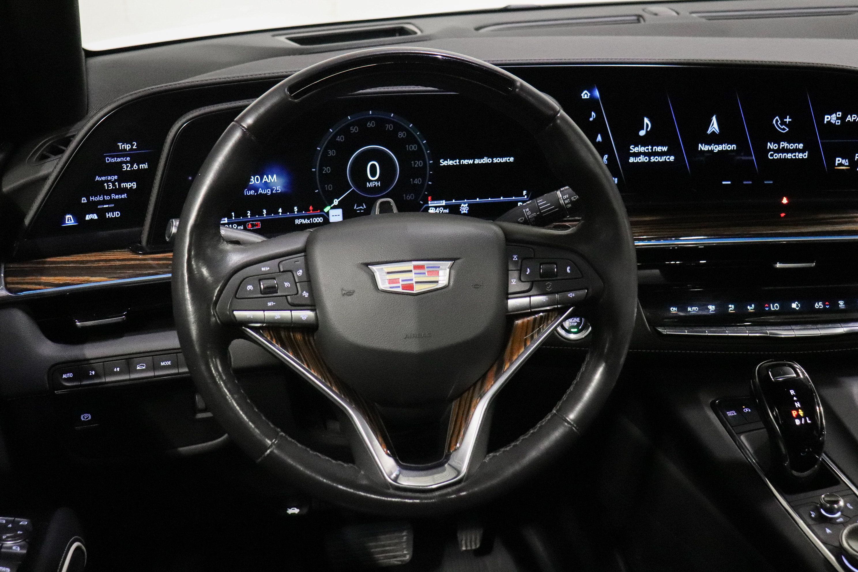 Used 2023 Cadillac Escalade Premium Luxury w/ LPO, Floor Liner Package AWD/4WD image 23