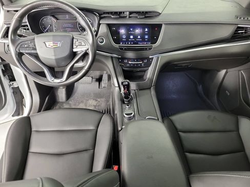 Certified 2023 Cadillac XT6 Luxury FWD image 15
