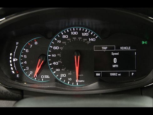 Certified 2022 Chevrolet Trax LT w/ LT Convenience Package image 8