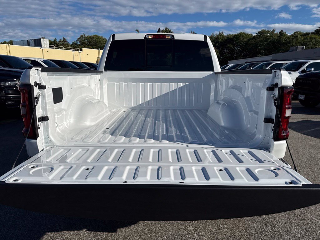 New 2027 RAM 1500 Laramie AWD/4WD image 24