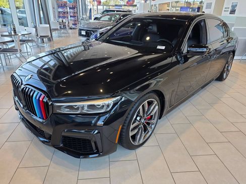Used 2021 BMW M760i xDrive AWD/4WD image 45