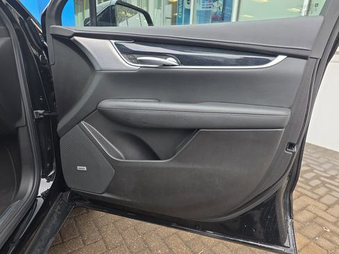 Used 2025 Cadillac XT5 Premium Luxury image 32