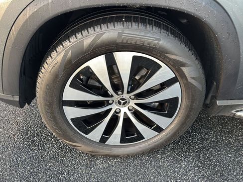 Used 2024 Mercedes-Benz GLE 350 4MATIC image 29