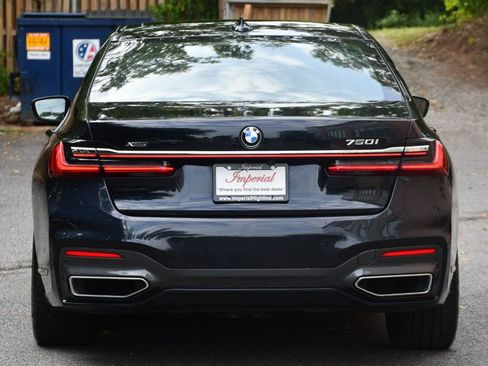 Used 2022 BMW 750i xDrive 750i xDrive w/ M Sport Package image 7