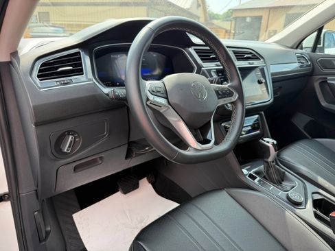 Used 2024 Volkswagen Tiguan Wolfsburg Edition image 13