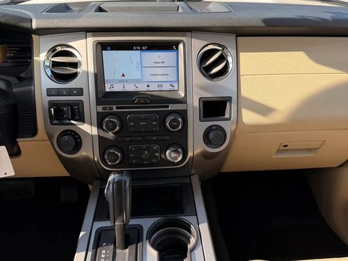 Used 2017 Ford Expedition XLT w/ Equipment Group 202A image 24