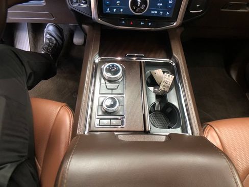Used 2024 Ford Expedition King Ranch AWD/4WD image 20