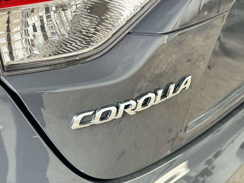 Used 2025 Toyota Corolla SE FWD image 10