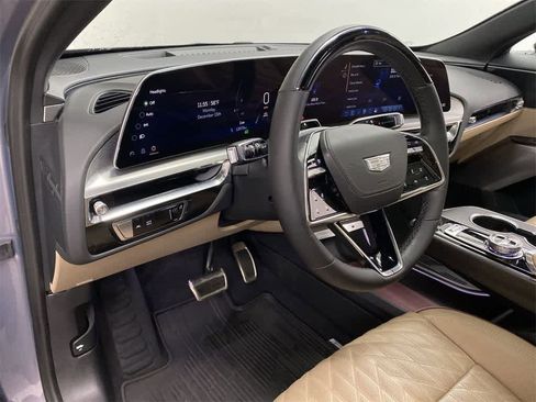 Certified 2025 Cadillac Lyriq Luxury w/ Nappa Leather Package image 2