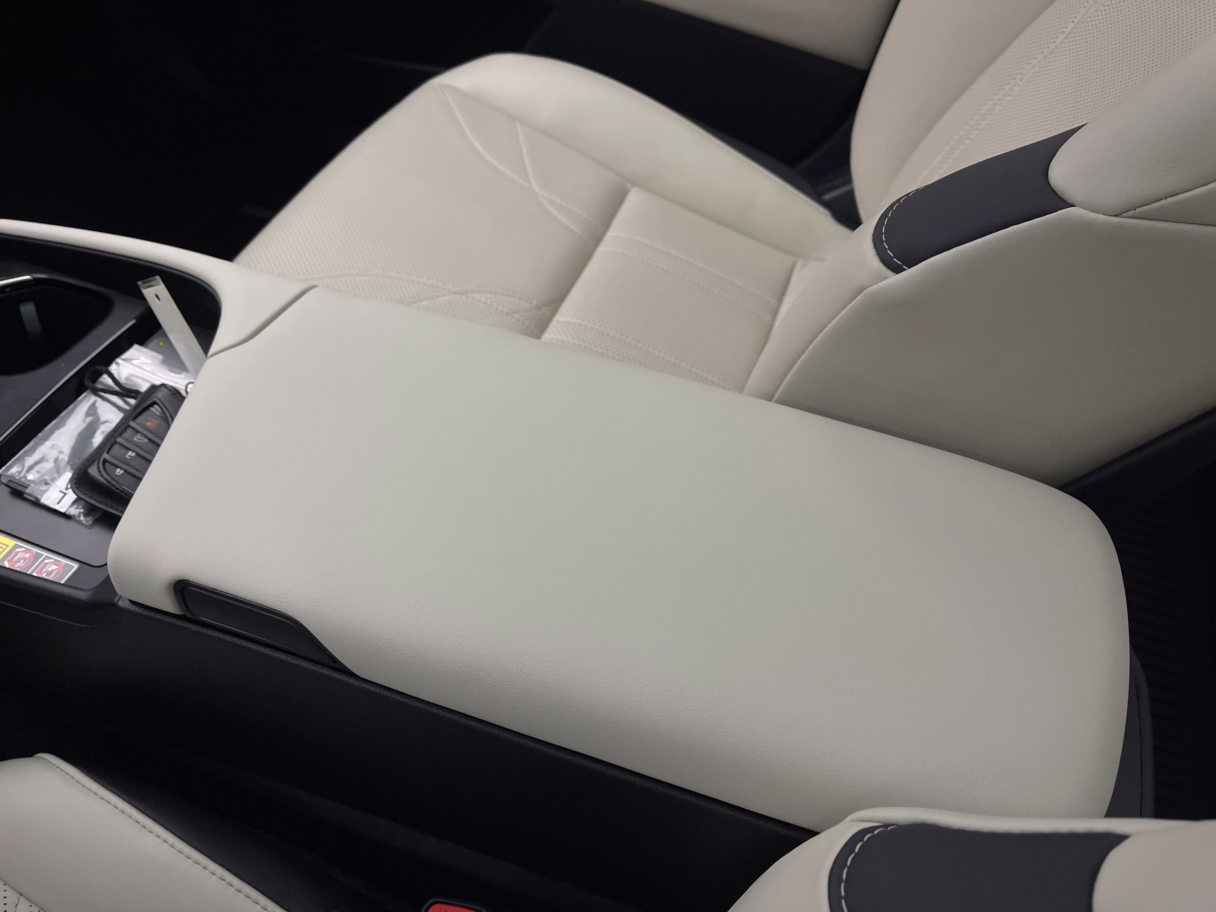 Used 2024 Lexus ES 350 Ultra Luxury w/ Accessory Package (Z2) FWD image 33