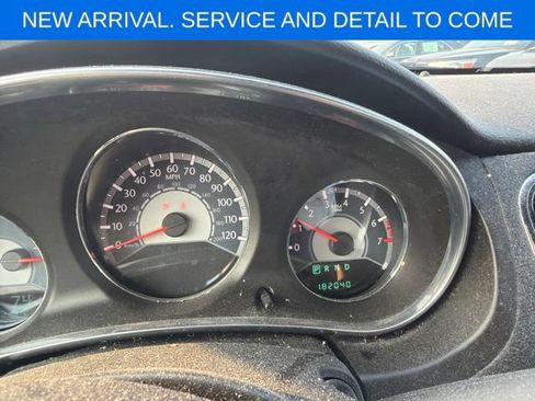Used 2013 Chrysler 200 Touring FWD image 11