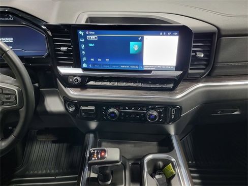 Certified 2024 Chevrolet Silverado 1500 LTZ image 19
