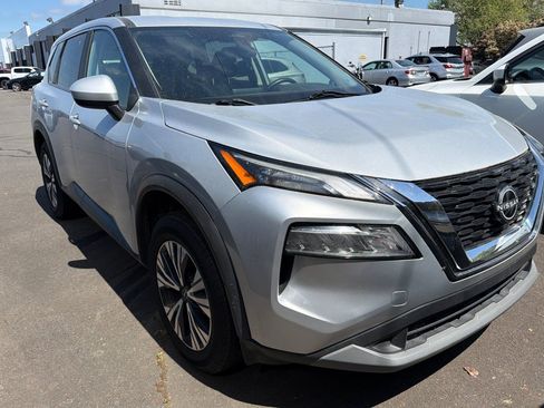 Used 2023 Nissan Rogue SV AWD/4WD image 30