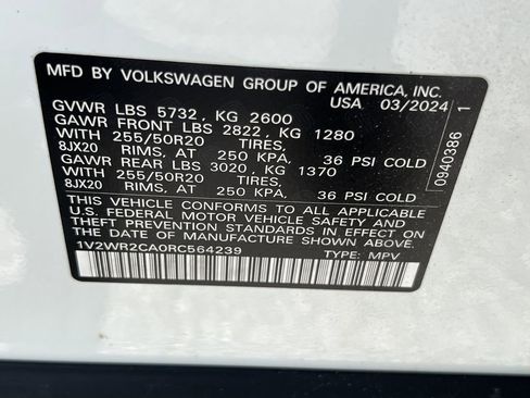 Used 2024 Volkswagen Atlas SE image 29