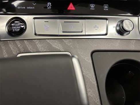 Used 2025 Audi A7 3.0T Prestige image 23