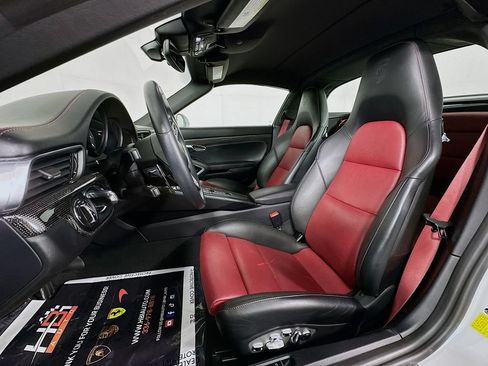 Used 2019 Porsche 911 Targa 4 GTS AWD/4WD image 14