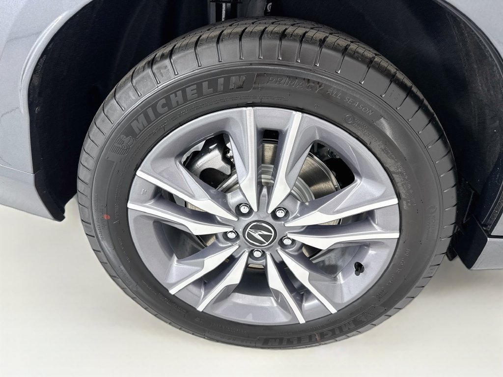 Used 2026 Acura ADX FWD image 32