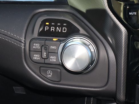 New 2026 RAM 1500 Limited image 25