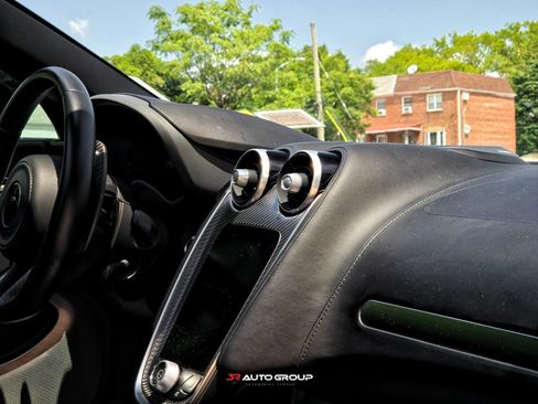 Used 2020 McLaren GT RWD image 47