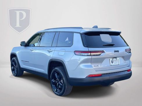 New 2025 Jeep Grand Cherokee L Altitude image 6