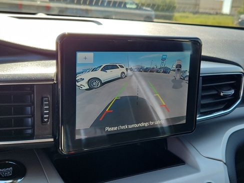 Used 2023 Ford Explorer XLT w/ Equipment Group 202A image 14