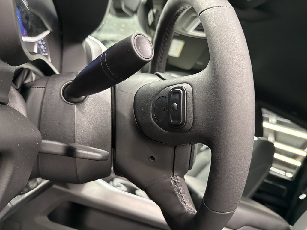 New 2026 RAM 1500 4x4 Crew Cab image 24