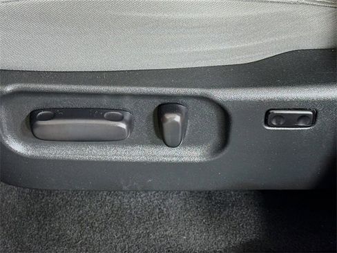 Used 2020 Toyota Tacoma SR5 image 12