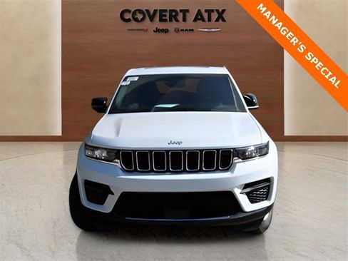 New 2025 Jeep Grand Cherokee Laredo X w/ Luxury Tech Group I image 8