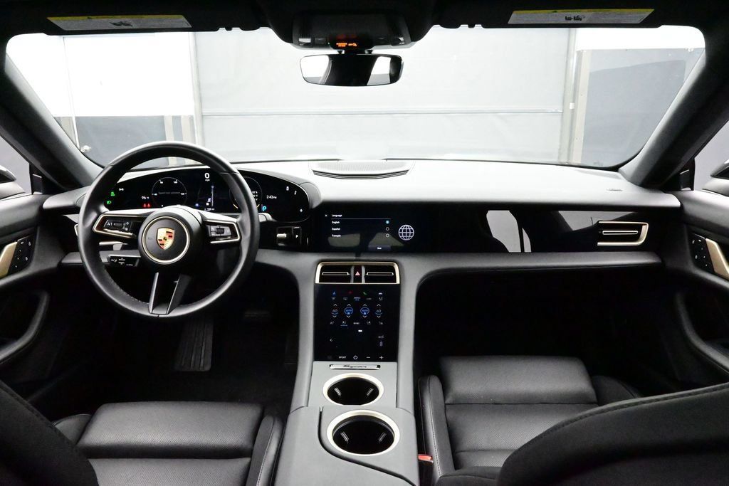 Certified 2023 Porsche Taycan w/ Premium Package RWD image 18
