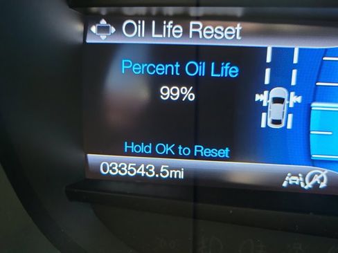 Used 2020 Ford Edge Titanium image 31