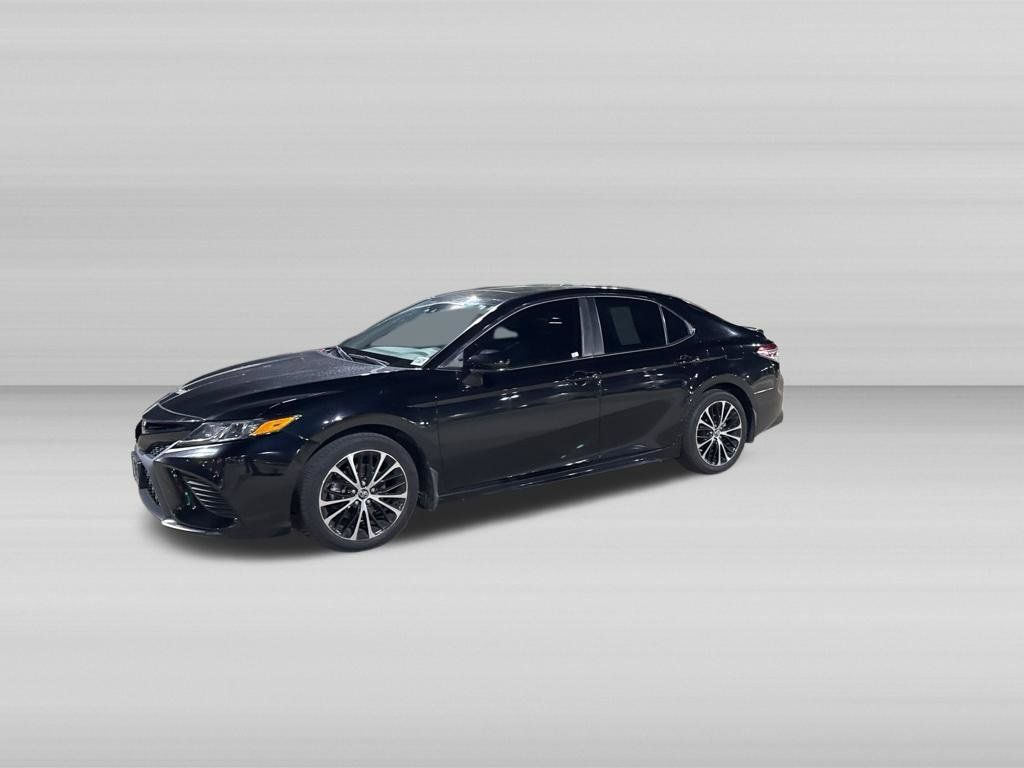 Used 2020 Toyota Camry SE FWD image 10