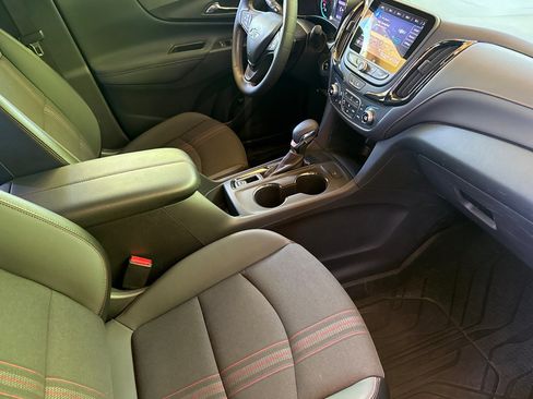 Used 2023 Chevrolet Equinox RS FWD image 20
