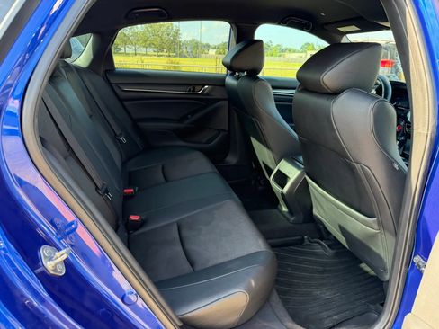 Used 2019 Honda Accord Sport image 16