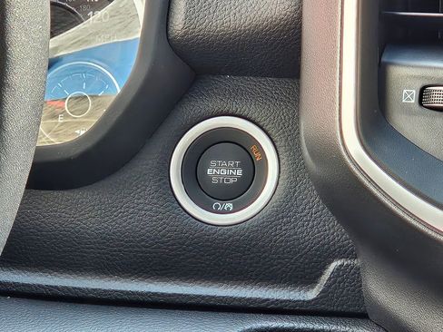 New 2026 RAM 1500 Big Horn AWD/4WD image 12