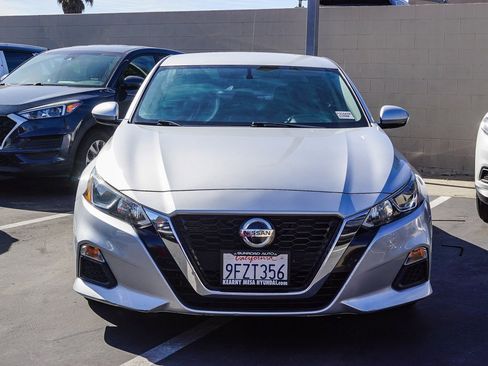 Used 2019 Nissan Altima 2.5 S image 2