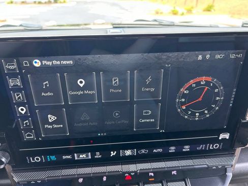 Used 2025 GMC Hummer EV 3X AWD/4WD image 34