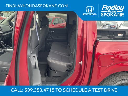 Used 2022 Nissan Frontier SV w/ Technology Package image 19