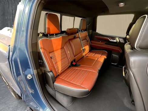 Used 2024 GMC Sierra 1500 Denali Ultimate image 26