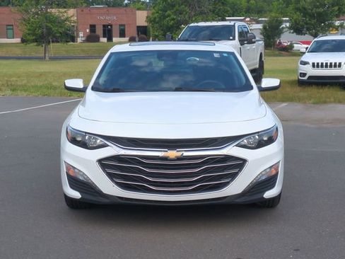 Used 2024 Chevrolet Malibu LT FWD image 16