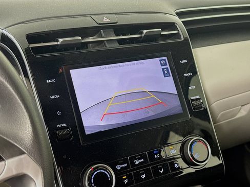 Used 2023 Hyundai Tucson SE FWD image 13