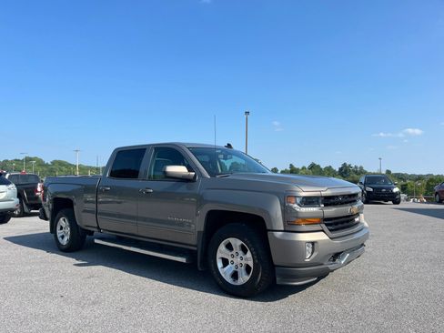 Used 2017 Chevrolet Silverado 1500 LT w/ All Star Edition AWD/4WD image 25